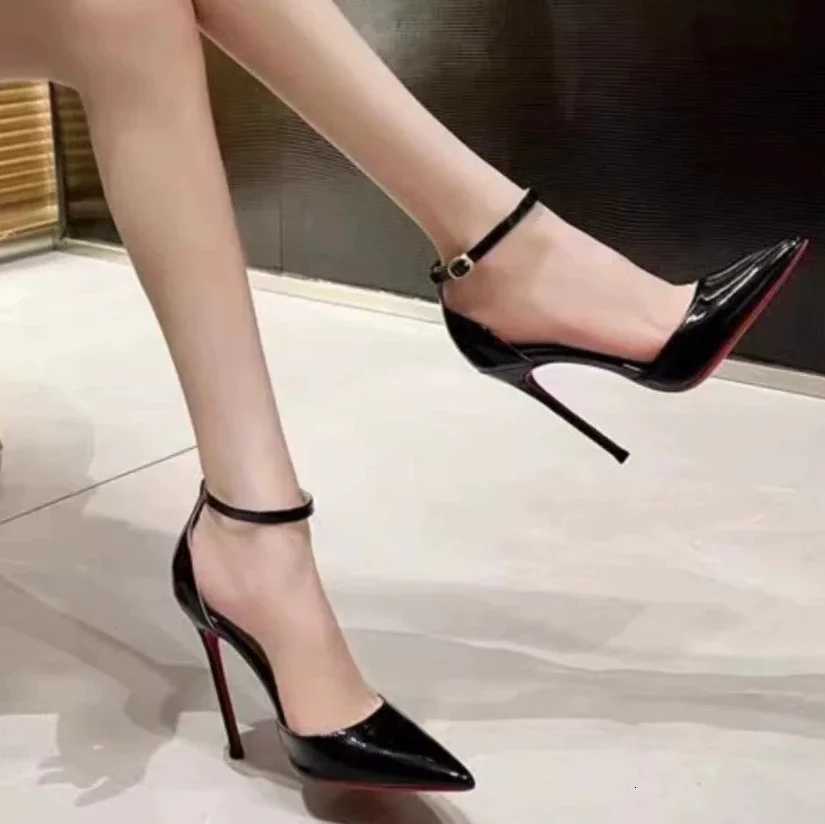 2025 new thin with a line with black high heels shallow mouth pointed patent leather temperament Versatile hollow womens shoes H251204