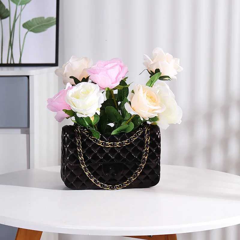Handmade Resin Luxury Handbag Shaped Planter Bag Flower Vase Mtiple Handbag Vase Girl Gift H251204