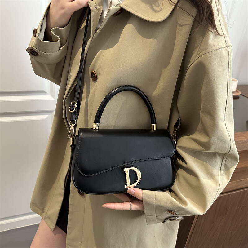 Bags Autumn Versatile Small Light Luxury Solid Color Women's Niche Handbag Elegant French Style Crossbody Bag