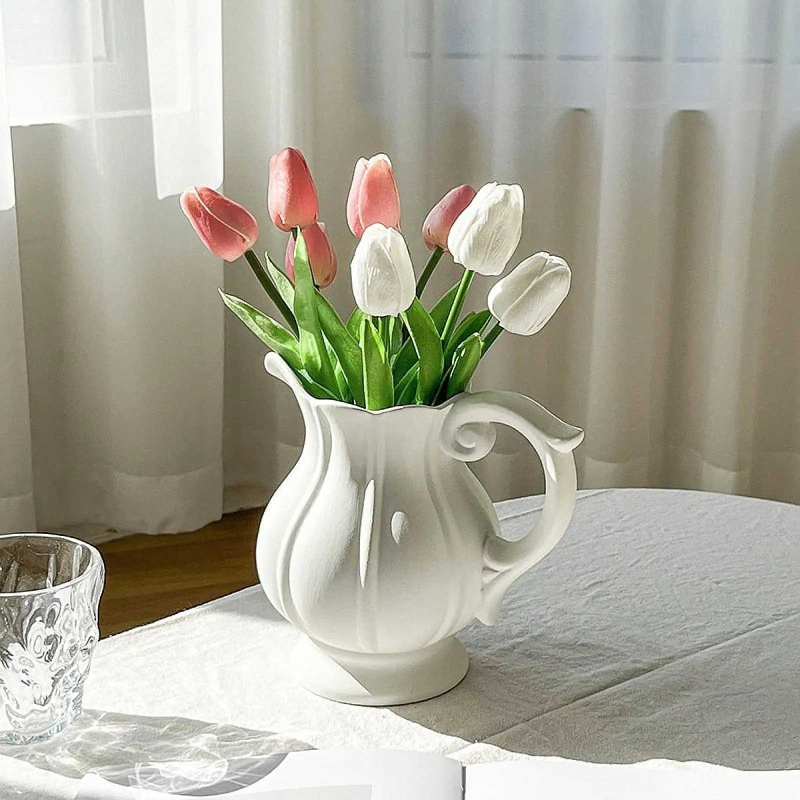 Modern Porcelain Flower Vase Plants Flower Container for He Living Ro Wedding Centerpieces Ctivation Luxury Milk Jug Vase H251204