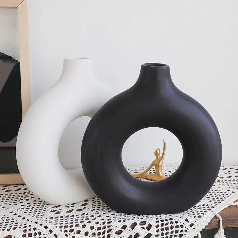 Nordic Plastic Flower Bottle Modern Style Circar Hollow Imitation Ceramic Fashion Living Ro He Off Desktop Decoration H251204