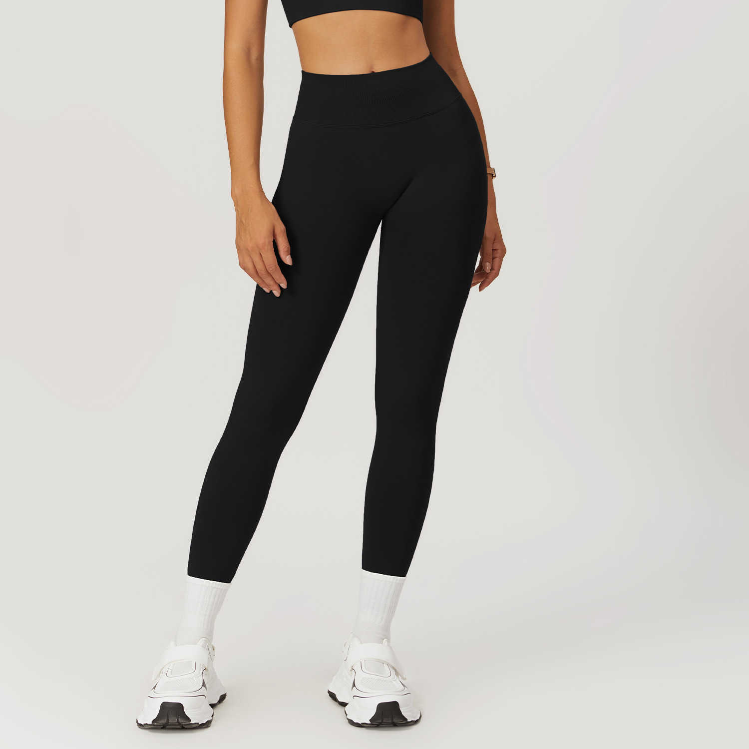 European and American peach hip seamless waist-cinching yoga pants for women to wear outside for running and fitness dry-fit exercise pants L251204