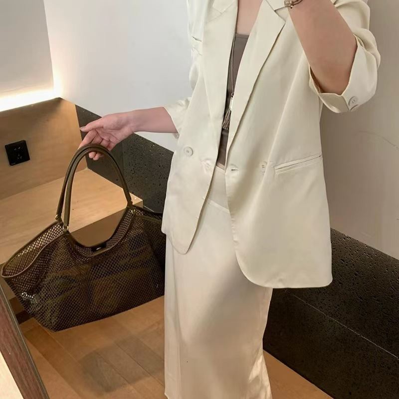 Woven Mesh Handheld Tote for Women, Large Capacity, Spring and Summer New Style, Casual Vacation Lazy Style Commuter Shoulder Bag