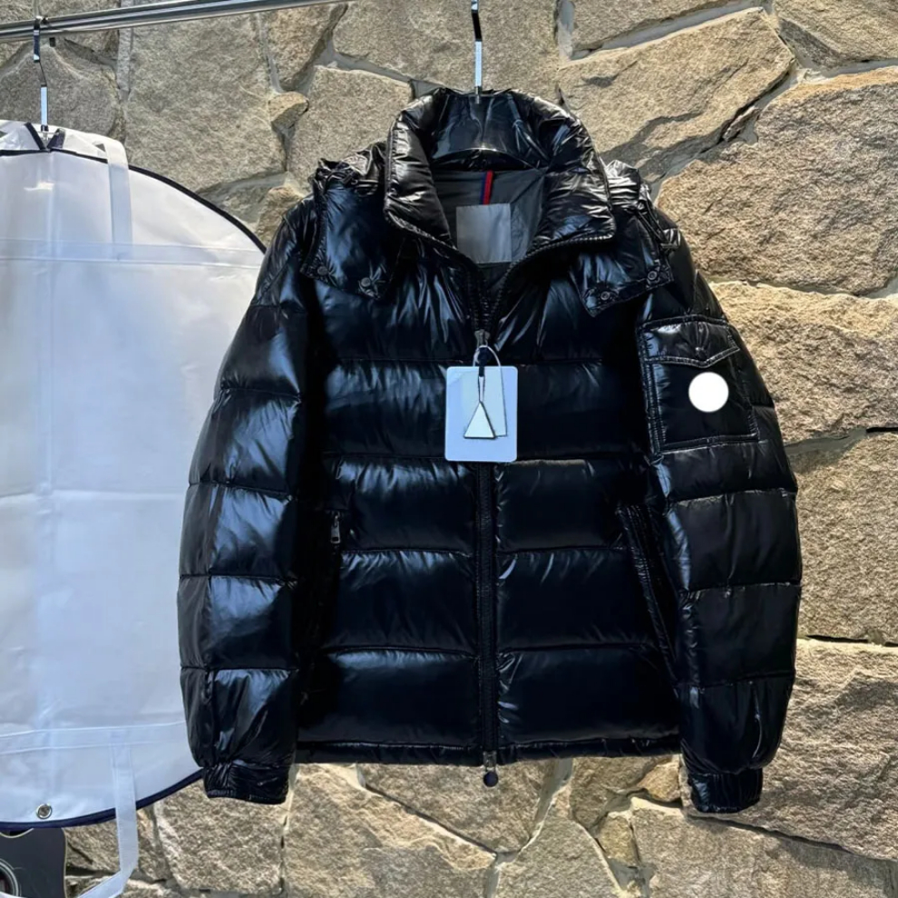 Slim Fit Winter Parka Jacket for Men and Women Warm Thick Coat Windbreaker with Pockets Stylish Outerwear for Cold Weather Outdoor Fashion