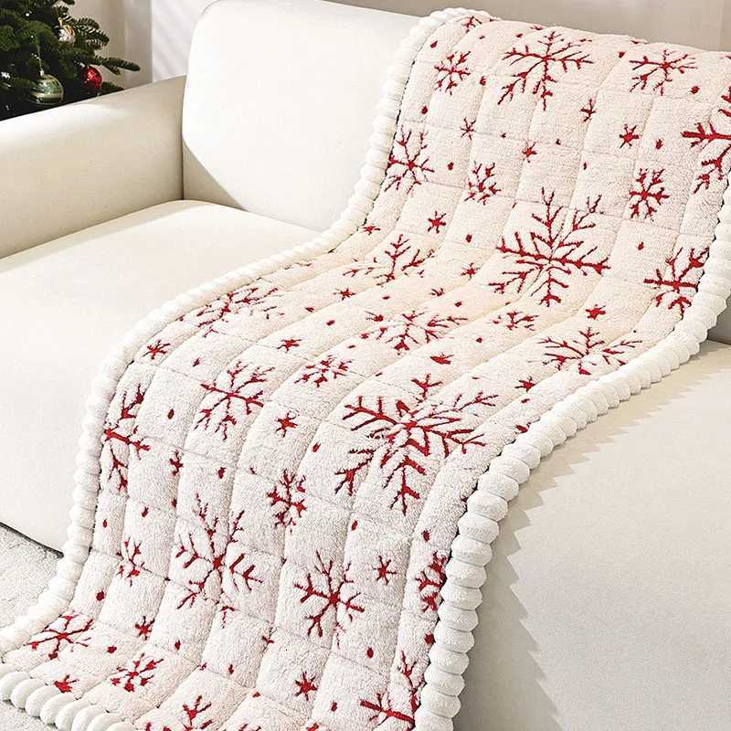 Festive Snowflake Flannel Sofa Cushion Autumn/winter Seat Cushion for New Year Non-Slip Stain-Resistant Furniture Protector M251204 - view 5