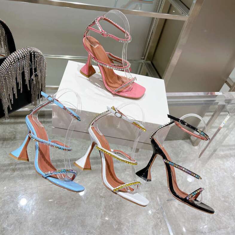 luxury Sandals Designer sandal 9.5cm Crystal embellished strap spool Heels heel for slipper Ankle strap pump Stiletto women summer Banquet dress party Wedding shoe