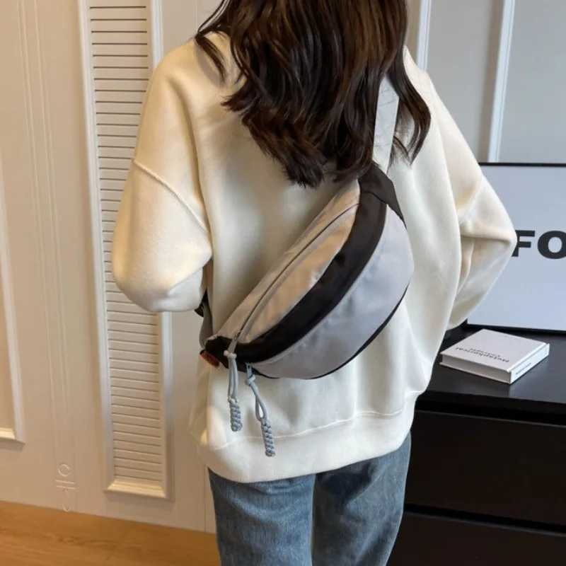 2025 New Arrival Chic Leisure Sports Chest Bag for Young Girls in Pink Canvas Crossbody Fanny Pack with Unique Versatile DesignT251204