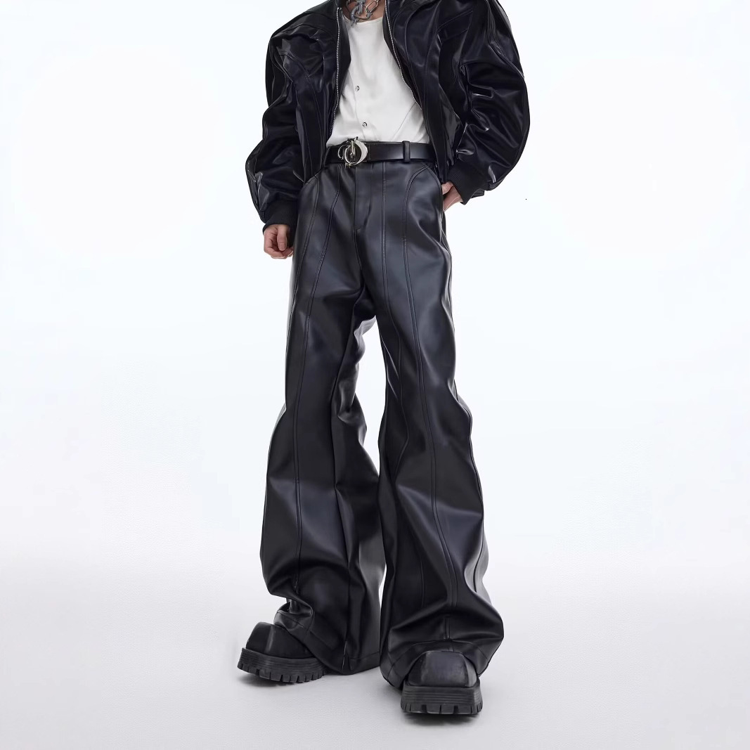 Mauroicardi Autumn Long Black Baggy Pu Leather Wide Leg Cargo Pants for Men Three-dimensional Pockets er Clothes 241213