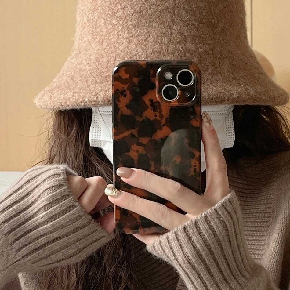 Stylish Dark Color Tortoiseshell Amber Soft Glossy Cover Case for iPhone 16 15 14 13 12 11 Pro Max Plus H251203