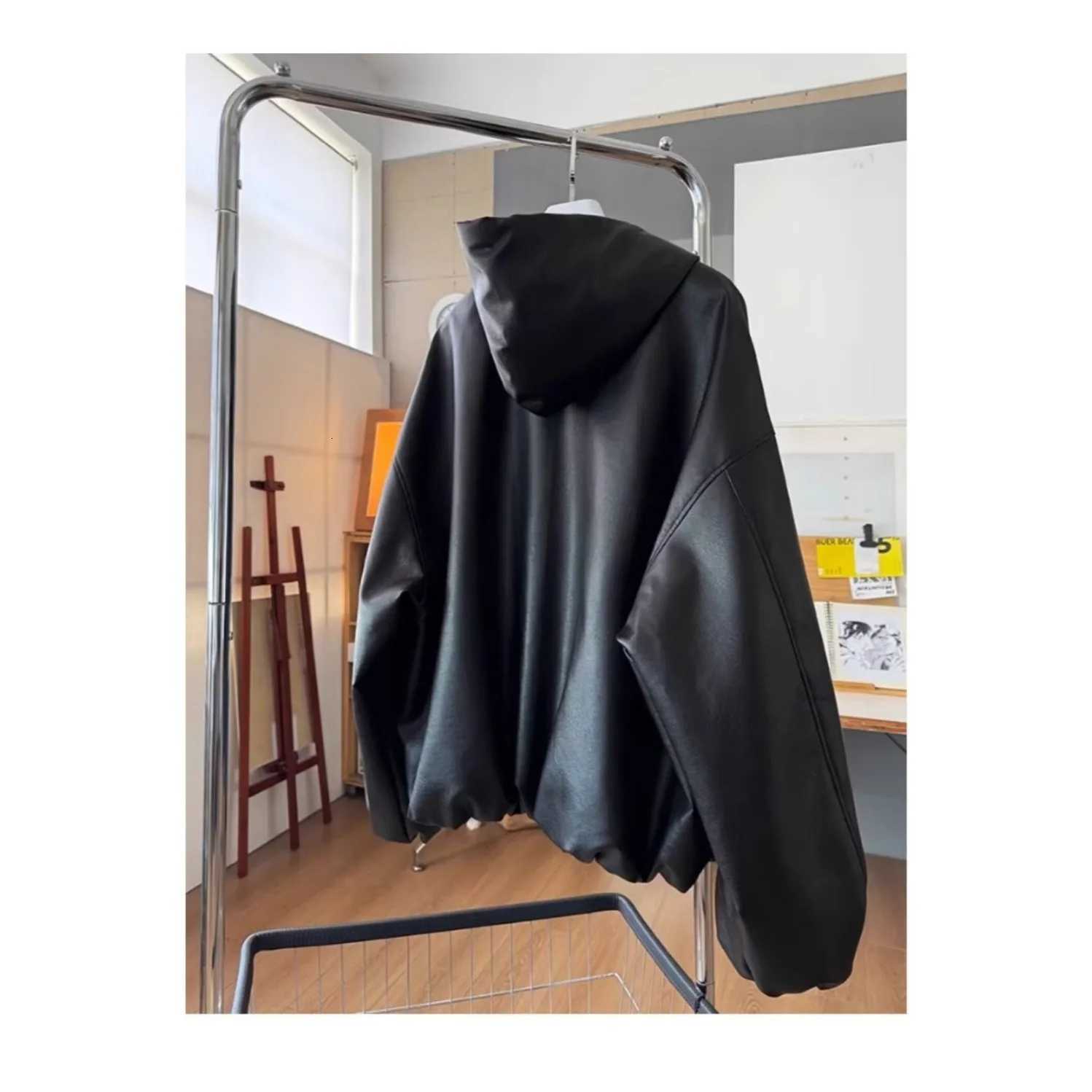 Luxury Mens Short Wide Hooded Leather Jacket Spring Autumn Loose Fit Casual Outerwear CoatT251204