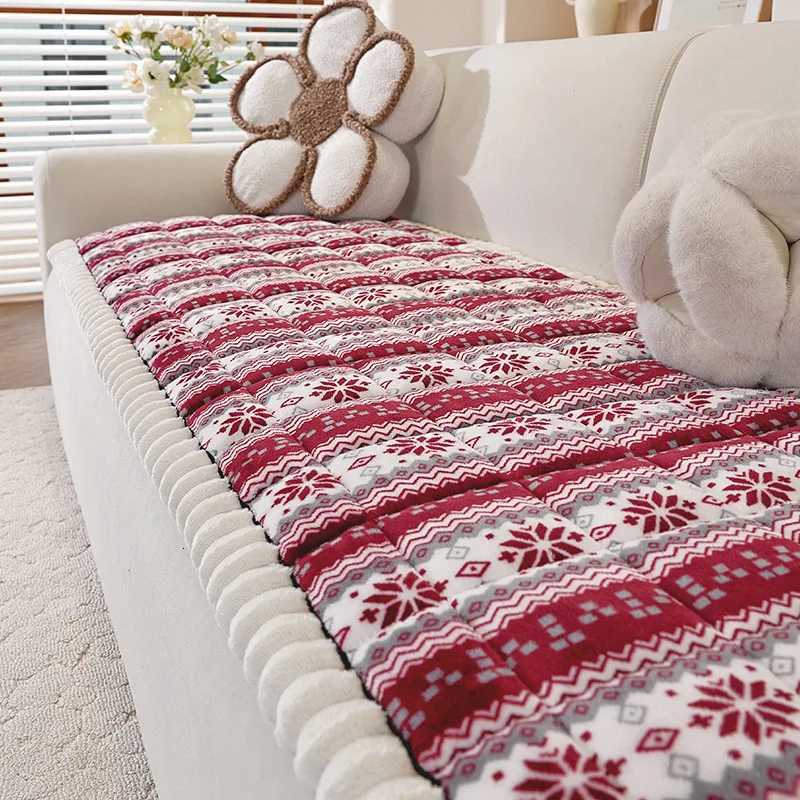 2025 Thick Christmas Red Sofa Cover Fabric Anti Slip and Cat Scratch Resistant Soft Straight Sofa Cushion Creates An Atmosphere M251204 - view 5