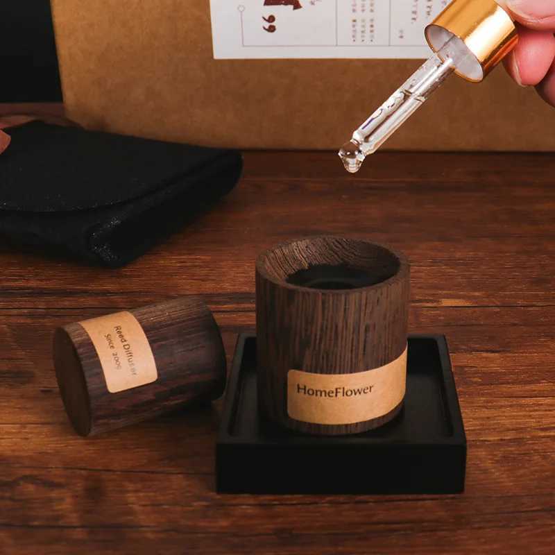 Pure Solid Wood Essential Oil Diffuser Small Elegant Desktop Car Air Freshener Aromatherapy Perfume Dispenser Home Decor Y251204