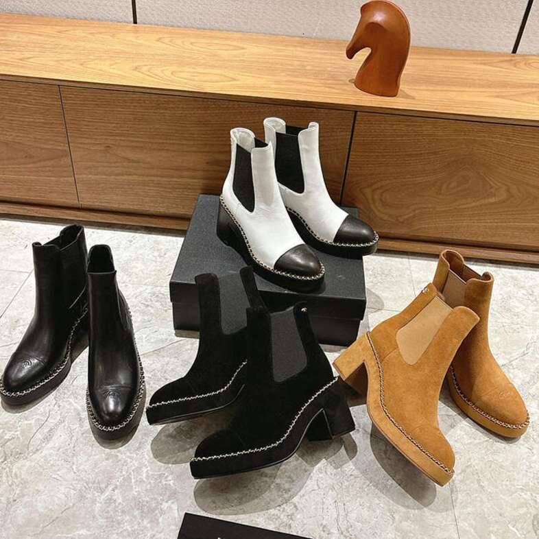 Luxury ankle boots Trend classics round toe Platform Slip-On Chunky Block heels Combat genuine leather Knight boots designer shoe woman Martin boots 10 a