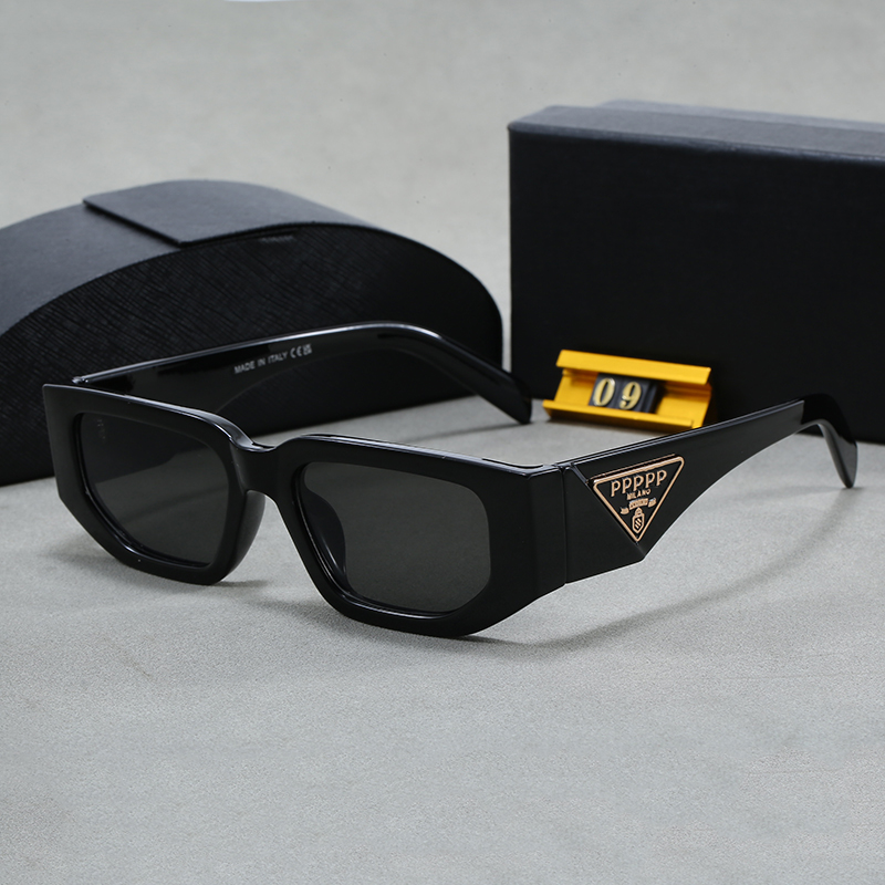 Designer Sunglasses for Women Classic mens sunglasses Eyeglasses Goggle Outdoor Beach Sun Glasses For Man Woman Mix Color Triangular signature good