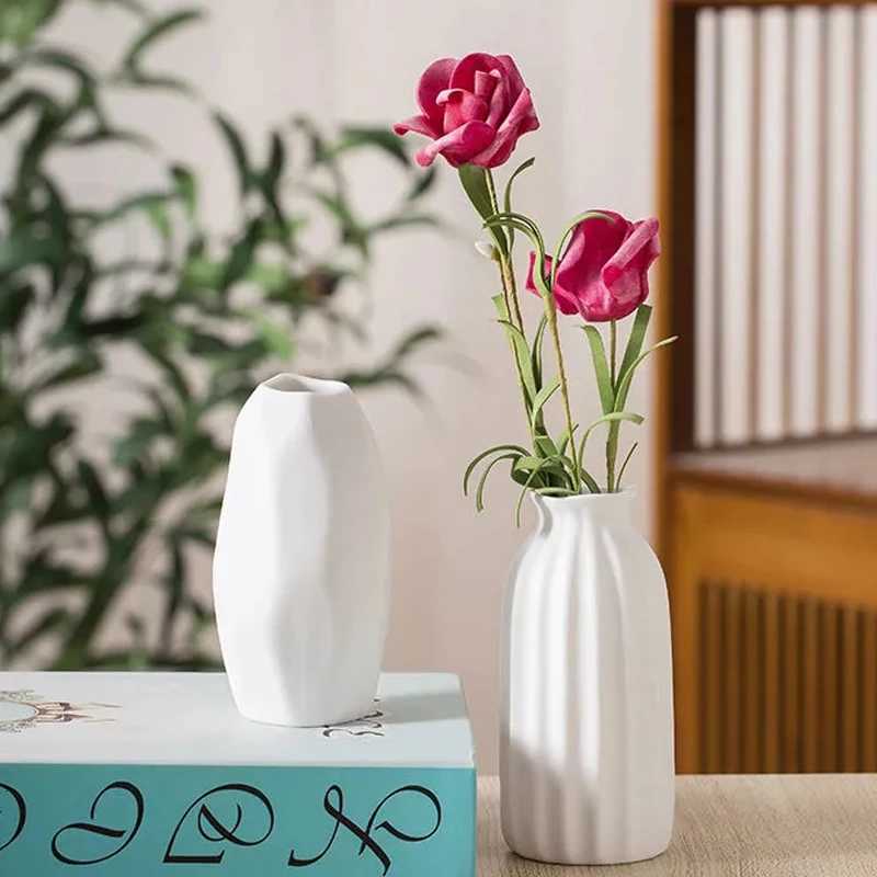 Nordic Ceramic Vase White Mini Flower Pot Modern Plants Bottle Decorative Floral Arrangement Display Vases He Table Decoration H251204
