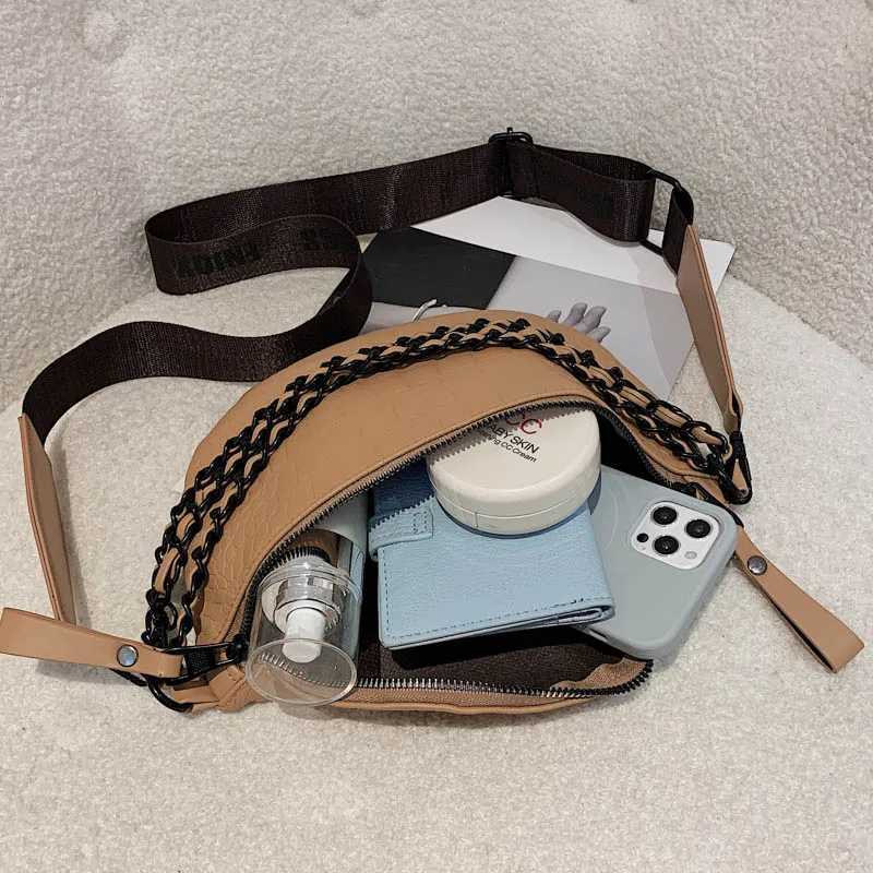 Women Soft Leather Waist Bag Autumn New Chest Pack Shoulder Bag High Quality Chain Fanny Pack Lady Street Trend Belt Bags PurseT251204