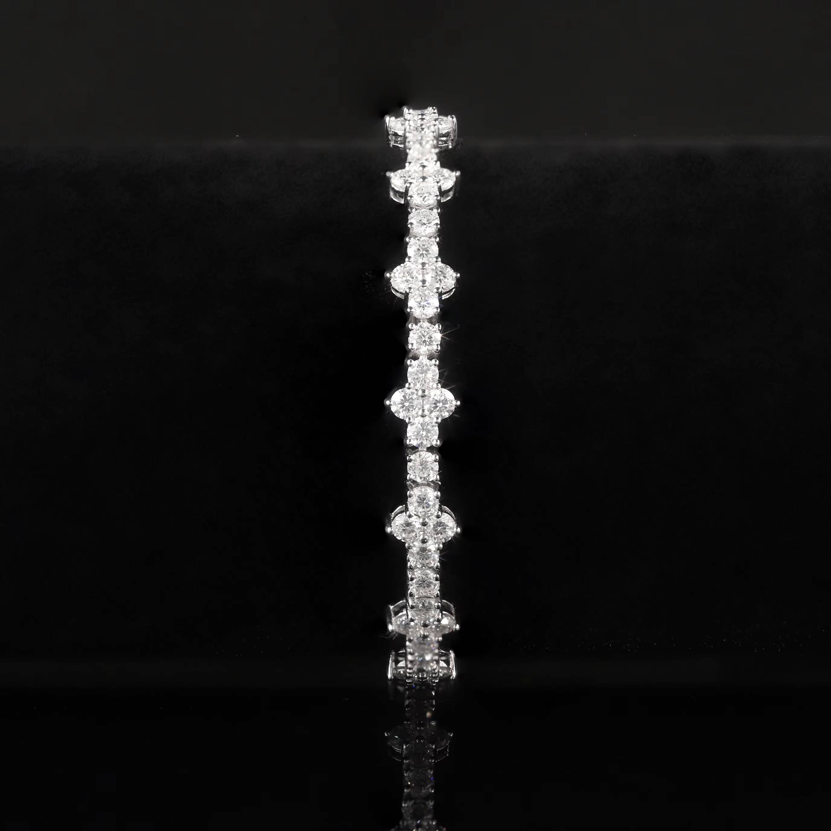 Abiding New Alternating Bracelet Design 10K 14K White Gold VVS Moissanite Iced Out Four Leaf Clover Cross Tennis Bracelet