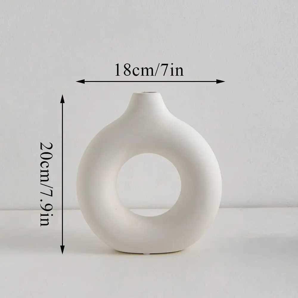 Nordic Ceramic Donut Vase Circar Ceramic Flower Vase With Hollow Design Hand-Made Dry Flowers Pot Modern Arts Decoration H251204