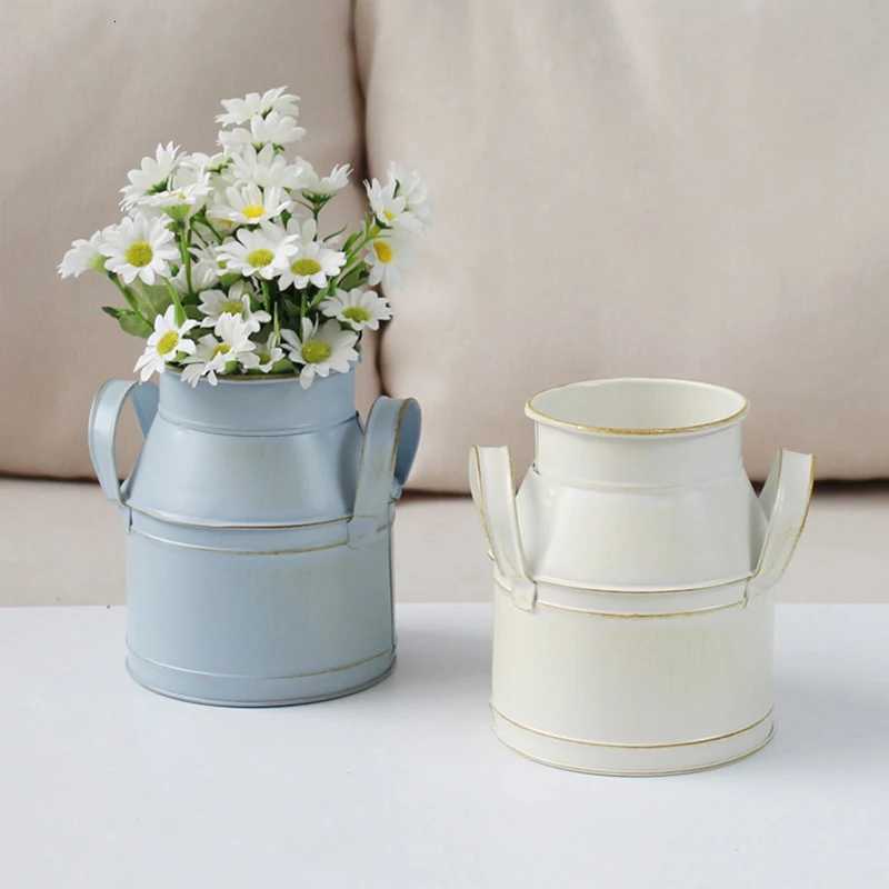 Garden Plants Flower Vase Iron Bucket Metal Vase Craft Holder He Decor Galvani Finish Balcony Country Rustic Desktop Bucket H251204