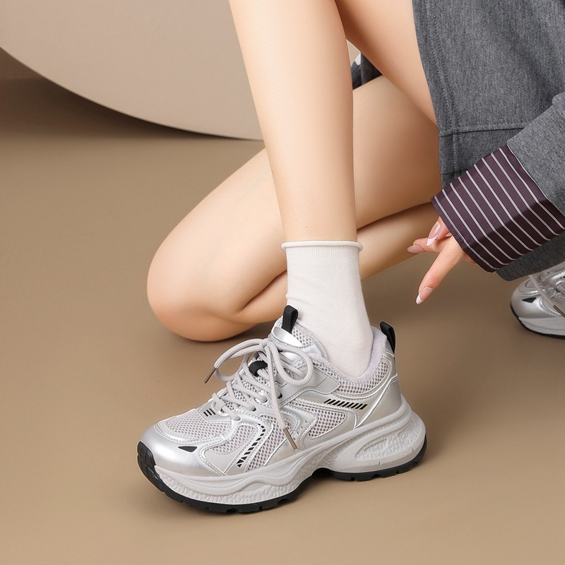 ZHR Thick-Soled Fleece-Lined Dad Shoes for Women 2025 Autumn Winter Versatile Height-Increasing Casual Shoes Warm Lightweight Sneakers