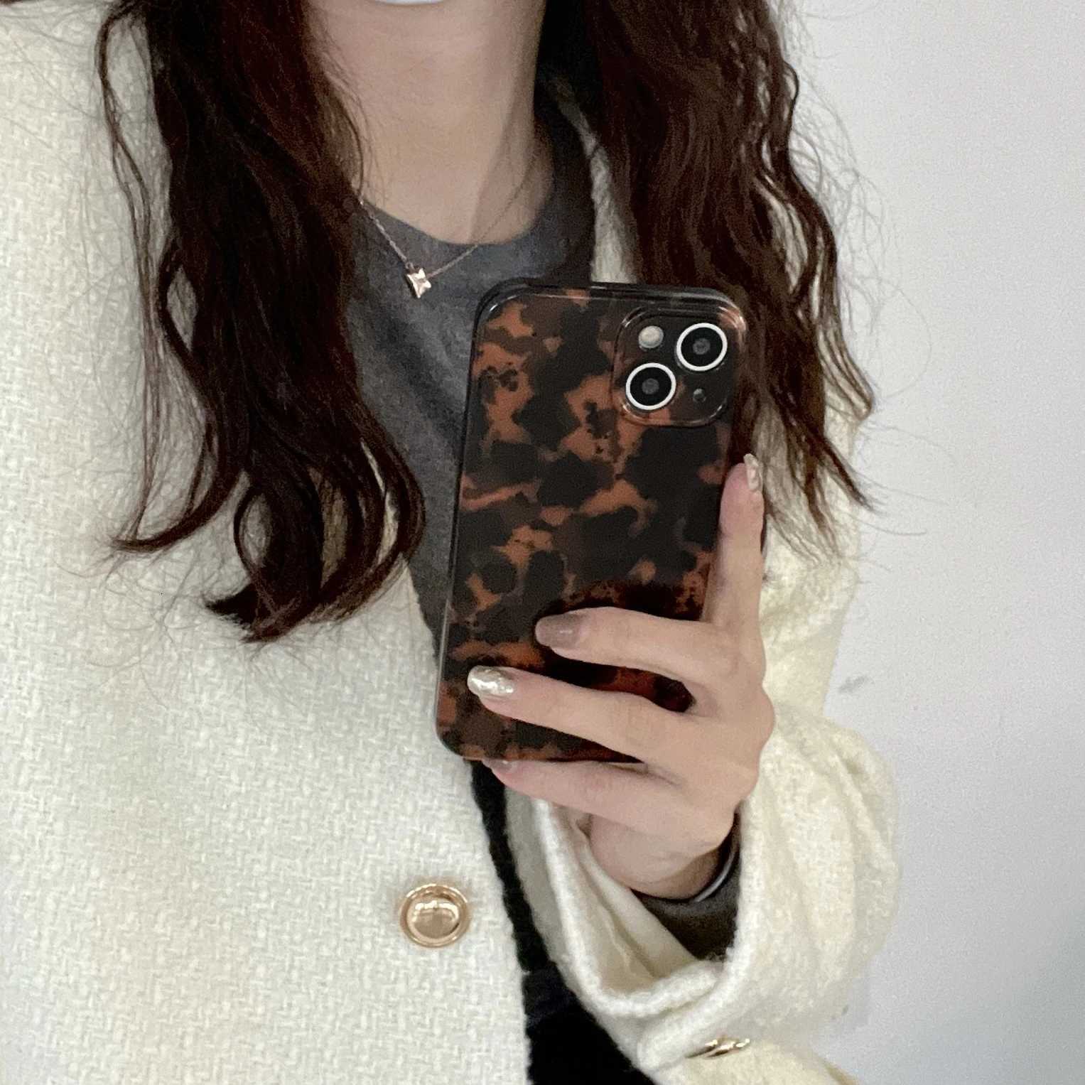 Stylish Dark Color Tortoiseshell Amber Soft Glossy Cover Case for iPhone 16 15 14 13 12 11 Pro Max Plus H251203