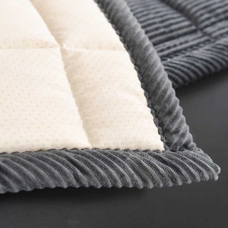 Classic Plaid Pattern Sofa Cover Thicken Plush Autumn Winter Couch Cushion for Pet Kids Non-slip Sofa Seat Cover Home Decor M251204 - view 5