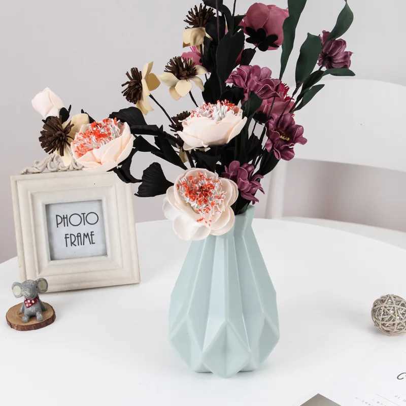 Flower Vase Decoration He Plastic Vase White Imitation Ceramic Flower Pot Flower Basket Nordic Decoration Vases for Flowers H251204