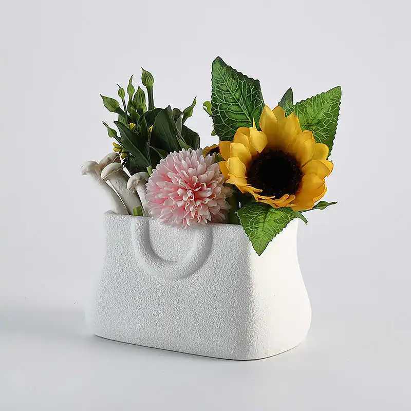 Nordic Luxury Handbag Vase Flower Boxs Ceramic Bag Shaped Flower Pot Flower Container Wedding Vntines Day Wall Hanging Decor H251204