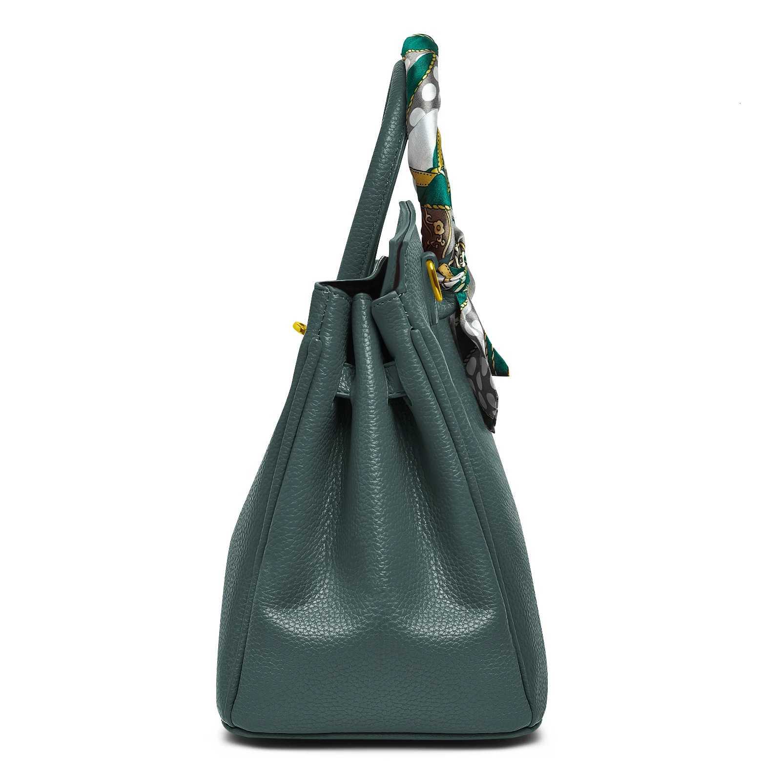 2025 Stylish Viral Handbags Womens Leather Tote Bags Crossbody Bag Spacious Ladies Purses Handbags with Shoulder Strap K251203