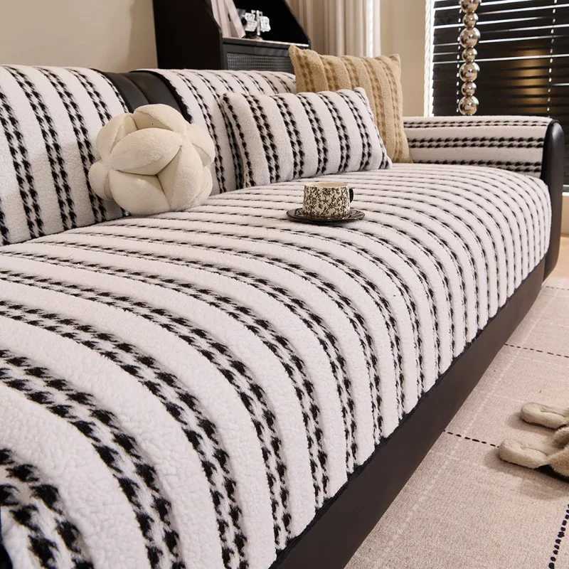 2025 Premium Sofa Cover Cloth Thickened Straight Row Anti Slip Living Room Sofa Cushion Cover Comfortable in Autumn and Winter M251204 - view 5