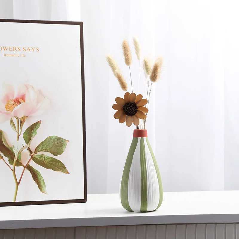 Hand-painted ceramic vase he modern Nordic geetric lines stu desktop ceramic vase ornaments H251204