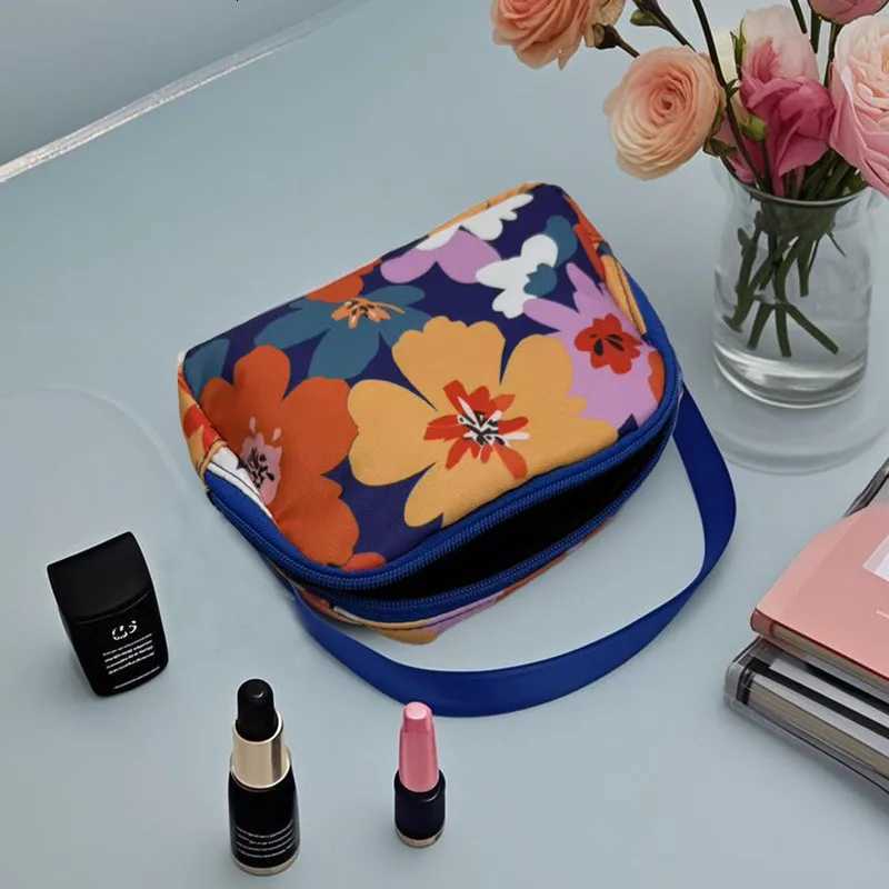 Fashionable printed large-capacity lightweight womens waist bag sporty portable single-shoulder bag and chest bag 1 PcsT251204