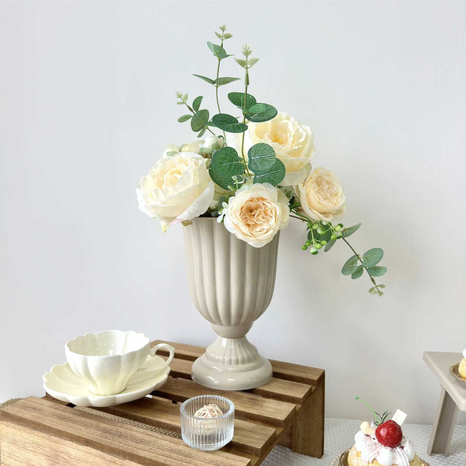 1Pc Retro color Flower vase Arrangement Pots for Centerpiece Table Decorations Plastic Vase He Decor for He Wedding Party H251204