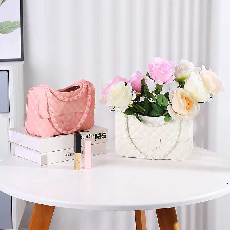 Handmade Resin Luxury Handbag Shaped Planter Bag Flower Vase Mtiple Handbag Vase Girl Gift H251204