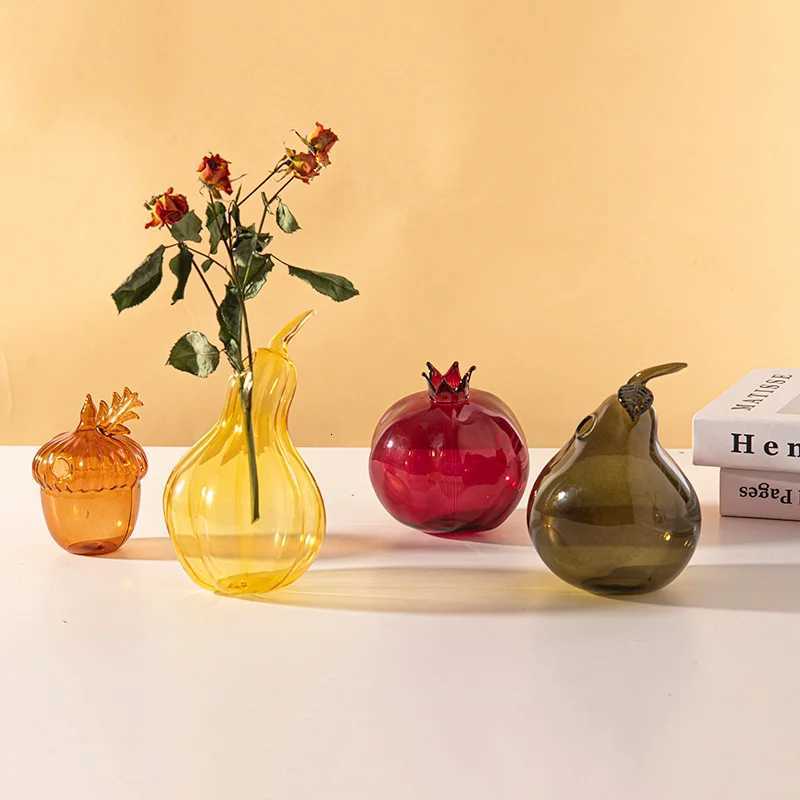 Decorative Flower Bottle Modern Mini Vase for Flowers Transparent Bud Vase Desig for Living Ro Decor Table Ornaments H251204