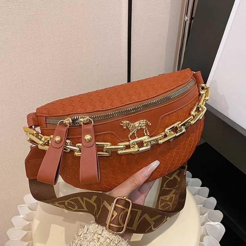 Stylish Braid PU Leather Fanny Pack For Women Luxury Thick Chain Waist Bag Trendy Applique Waist Pack Female Crossbody Chest BagT251204