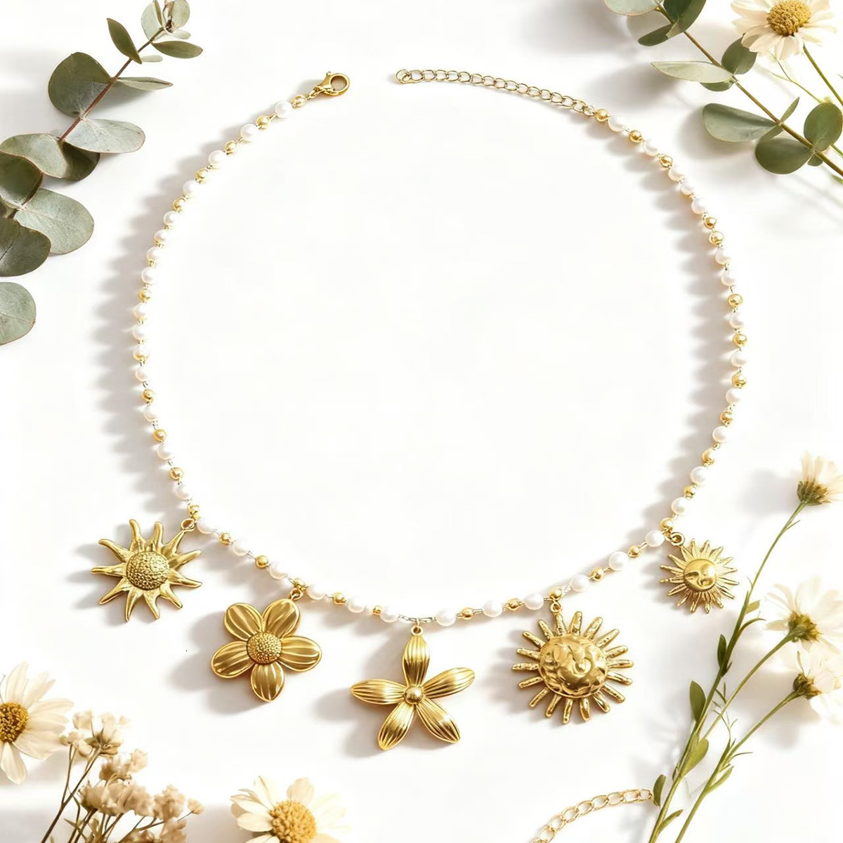 Cross-Border Fashion New Vacation Style Stainless Steel luxury designer Flower Series Big Brand Pendant Light Luxury High-End free shipping Short Neck