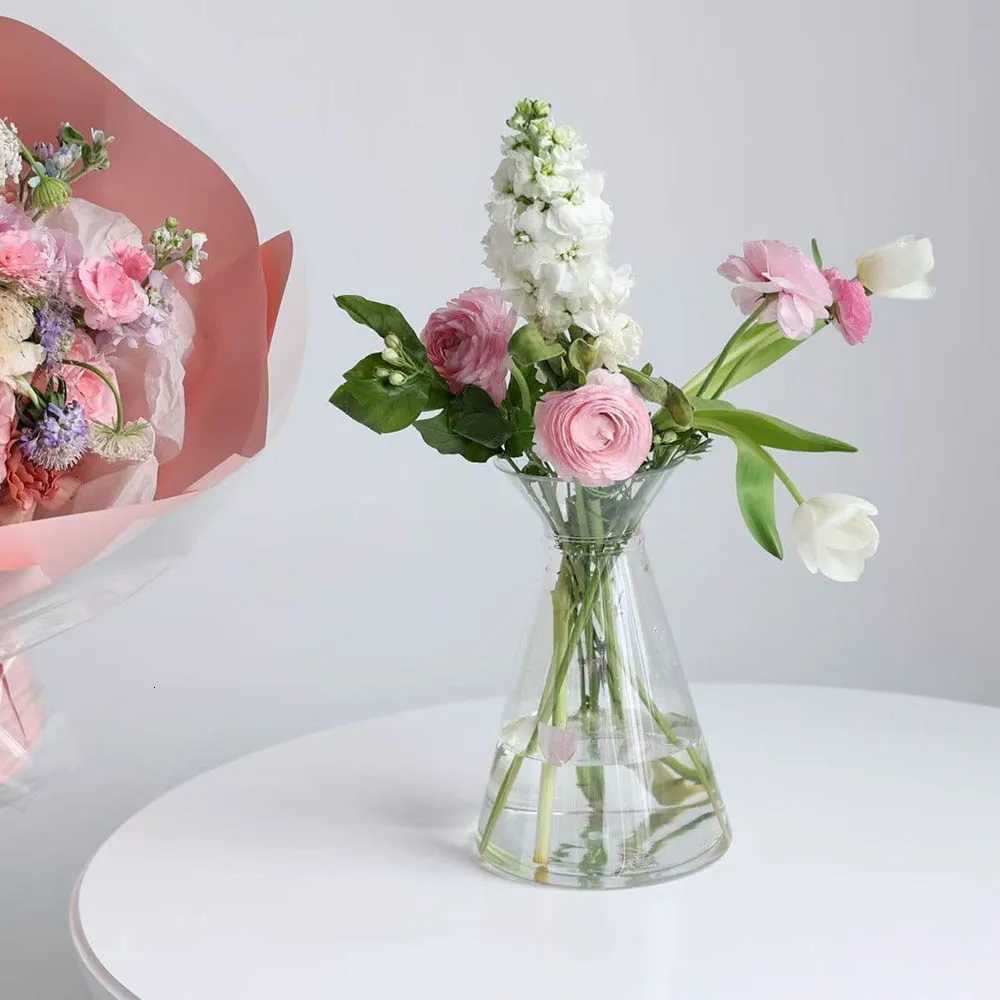 Nordic Transparent Plastic Vase Flower Arrangement Container Creative Hydroponic Plant Flower Vases He Living Ro Desk Decor H251204