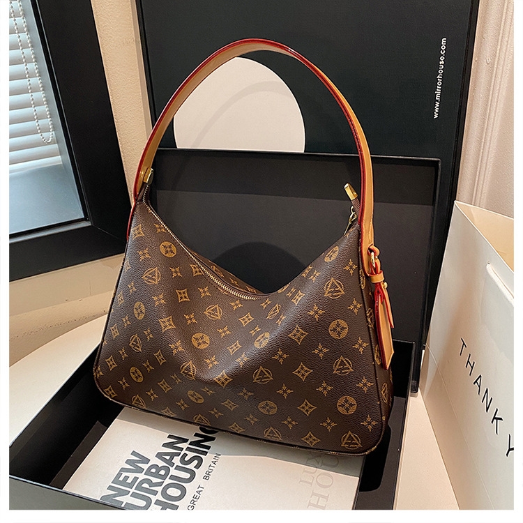 Designer bags free shipping Retro printed tote bag fashionable underarm bag soft leather elegant single shoulder bag coffee color women