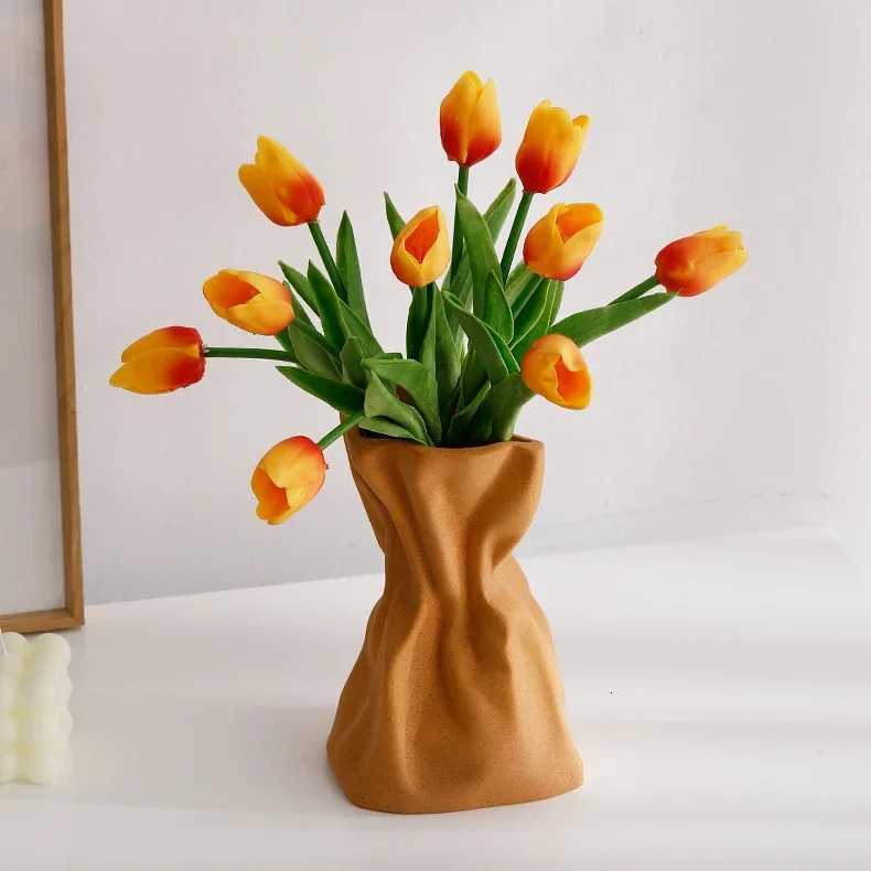 Ceramic Vase Flower Vase Crinkle Paper Bag Shape Ceramic Vase Art Decorative Flower Vase for Wedding Dinning Bookshelf H251204
