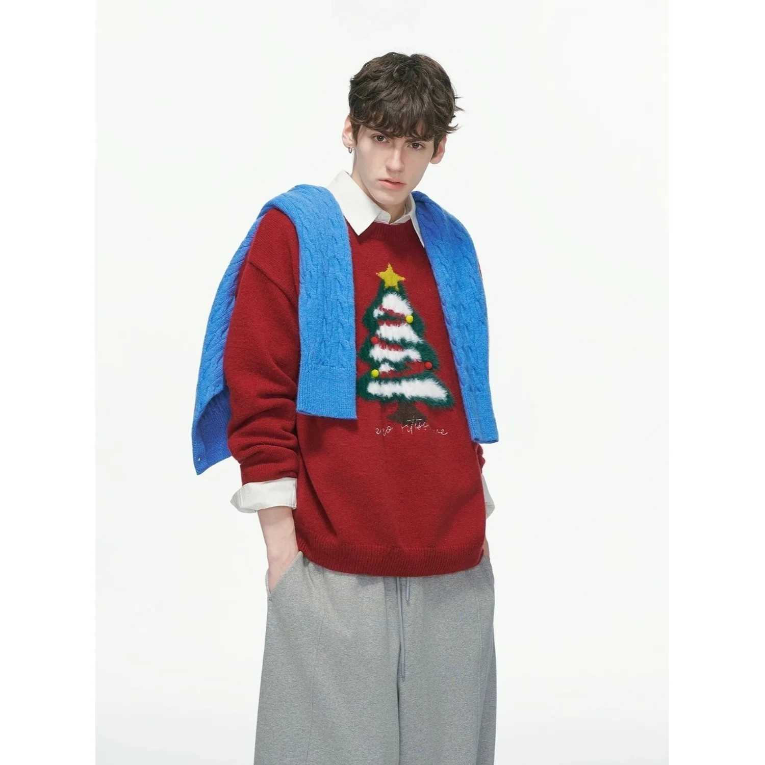 Christmas Tree American Retro Plu Cisas Tree Red Round Neck Sweater Men Women Couples Loose Versatile Knitted Pullover Trendy J251203