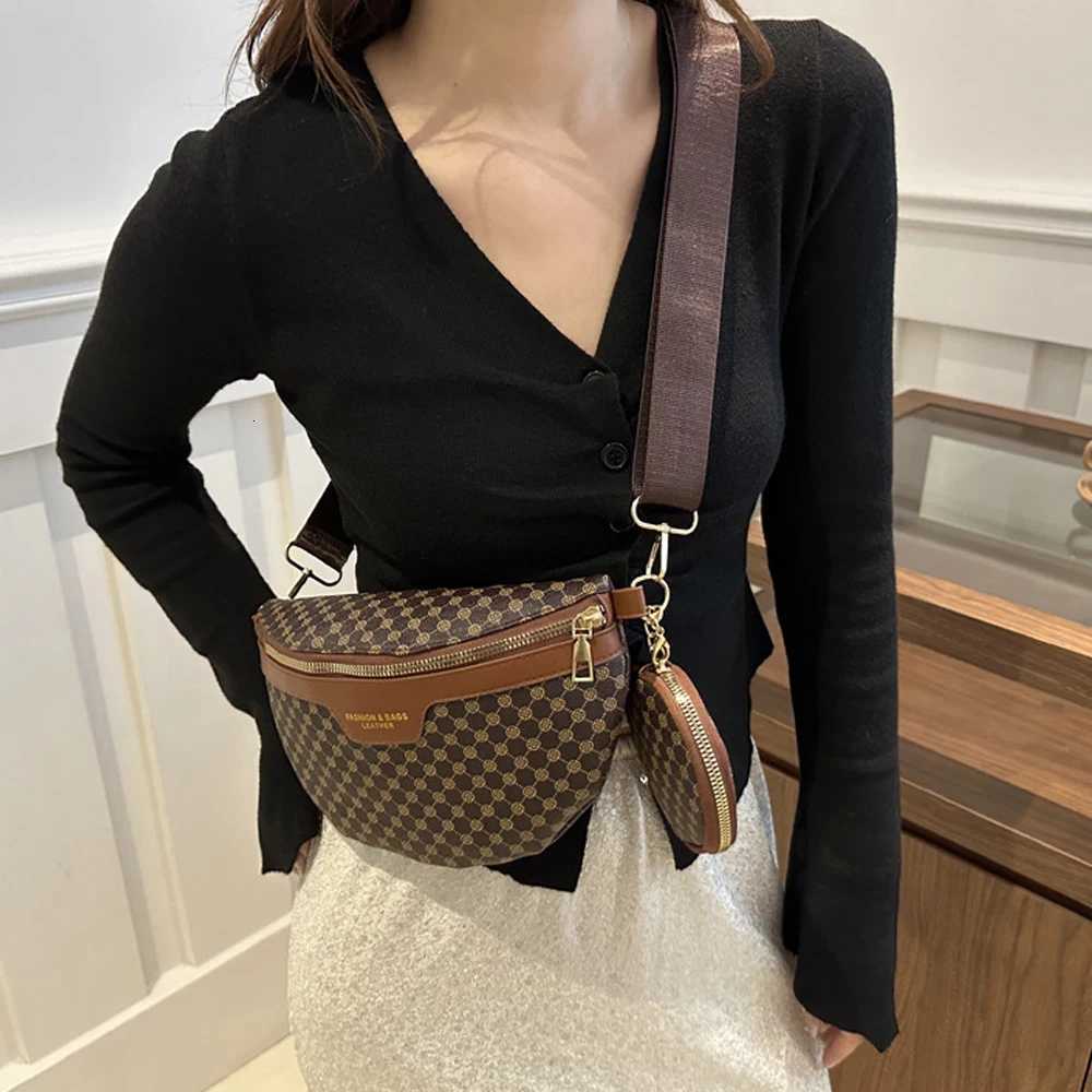 New fashion trend waist bag casual fashion chest bag casual retro shoulder bag Korean version crossbody bag womens bagT251204