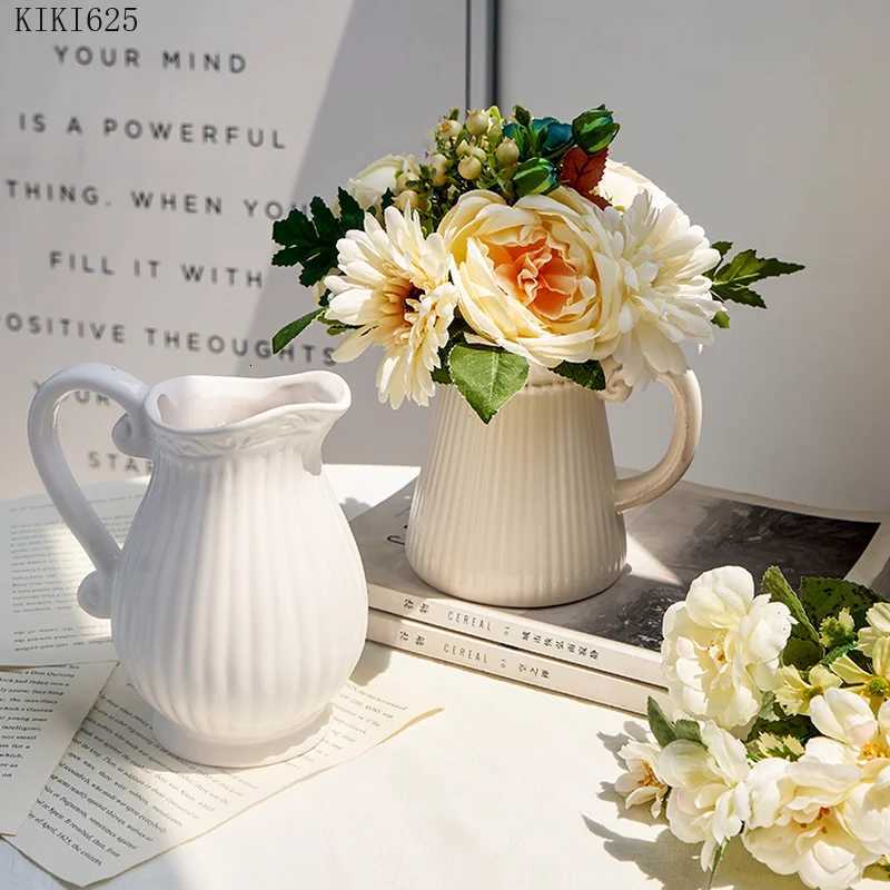Creative Striped White Kettle Vase Flower Arrangement Desktop Decoration Ceramic Milk Jug Flower Vase Art Living Ro Decoration H251204