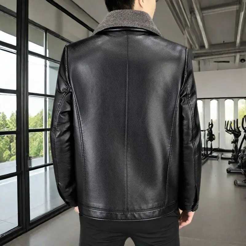 Autumn Winter Mens Leather Turn Down Collar Fleece Lined Jacket Cold Proof Thickened Warm Short Bomber Jacket CoatT251204