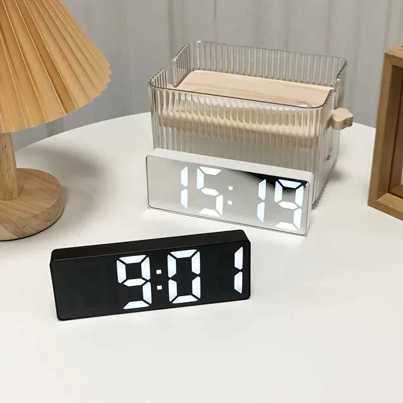 Creative LED Mirror Digital Alarm Clock Silent Desktop Clock with Time Date Temperature Display USB Powered for Home Office M251205 - view 4