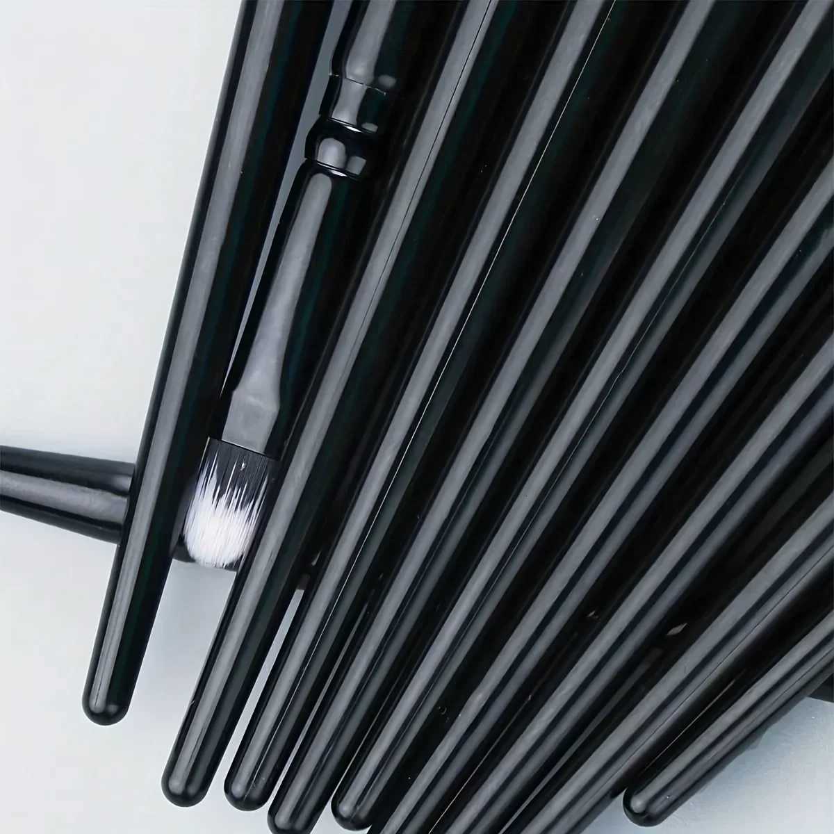 Makeup Brush Sets 20pcs Classic Multifunctional Cosmetic Brush For Making Up Supply For Dresser For Cream Powder LiquidT251205