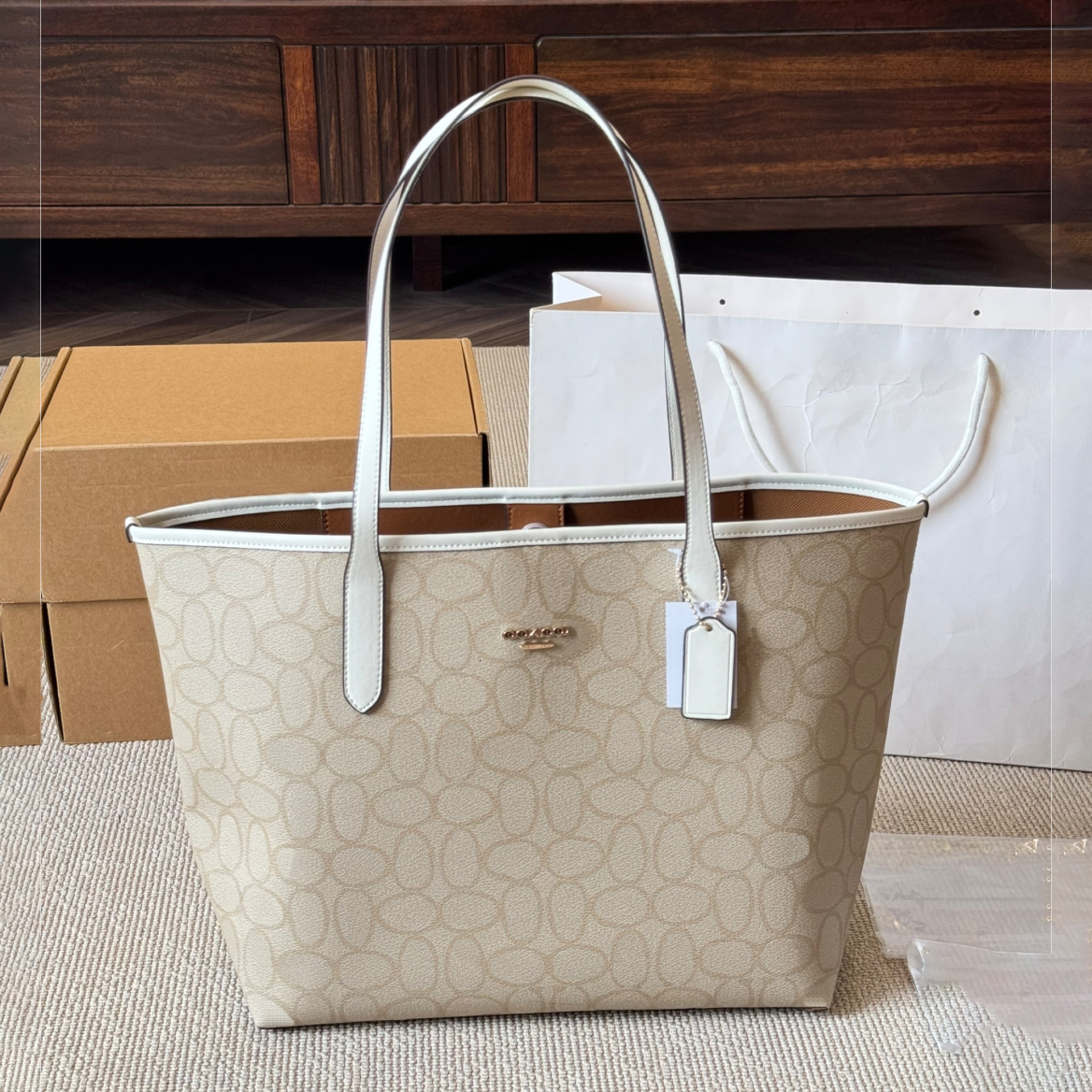 Classic Large Tote Bag For Women Fashion Travel Beach Bag Designer Shopping Handbag Spacious Capacity Purse Pink Bags
