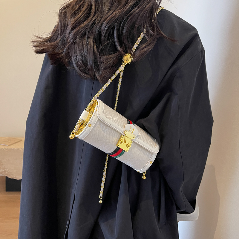 2026 Luxury Brand Designer Bag High-End Stylish Small Bag New Fashion Versatile Chain Crossbody Bag Niche Texture Shoulder Cylinder Bag