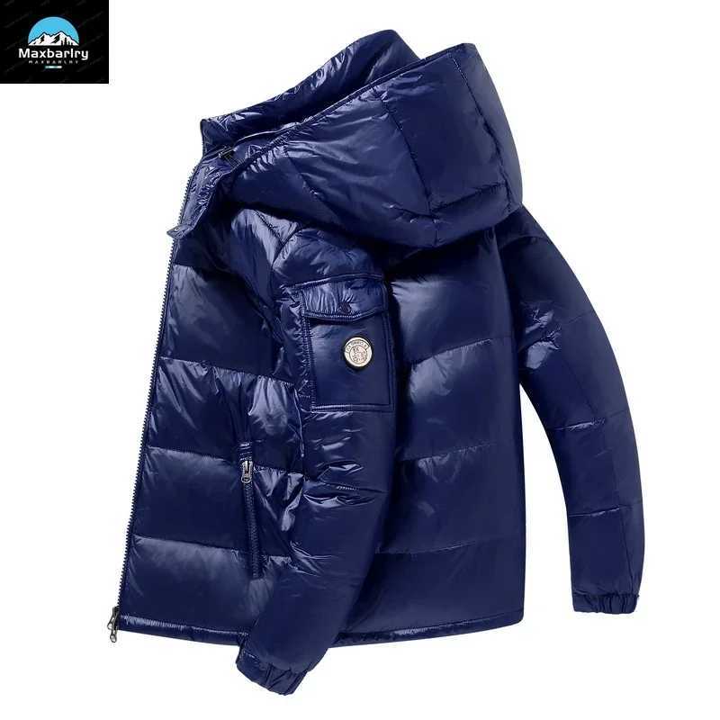 2025 Winter New Men Puffer Jacket Fashion Thick Men Women Duck Down Jacket Outdoor Warm Casual Coat Solid Color Hooded Overcoats M251205