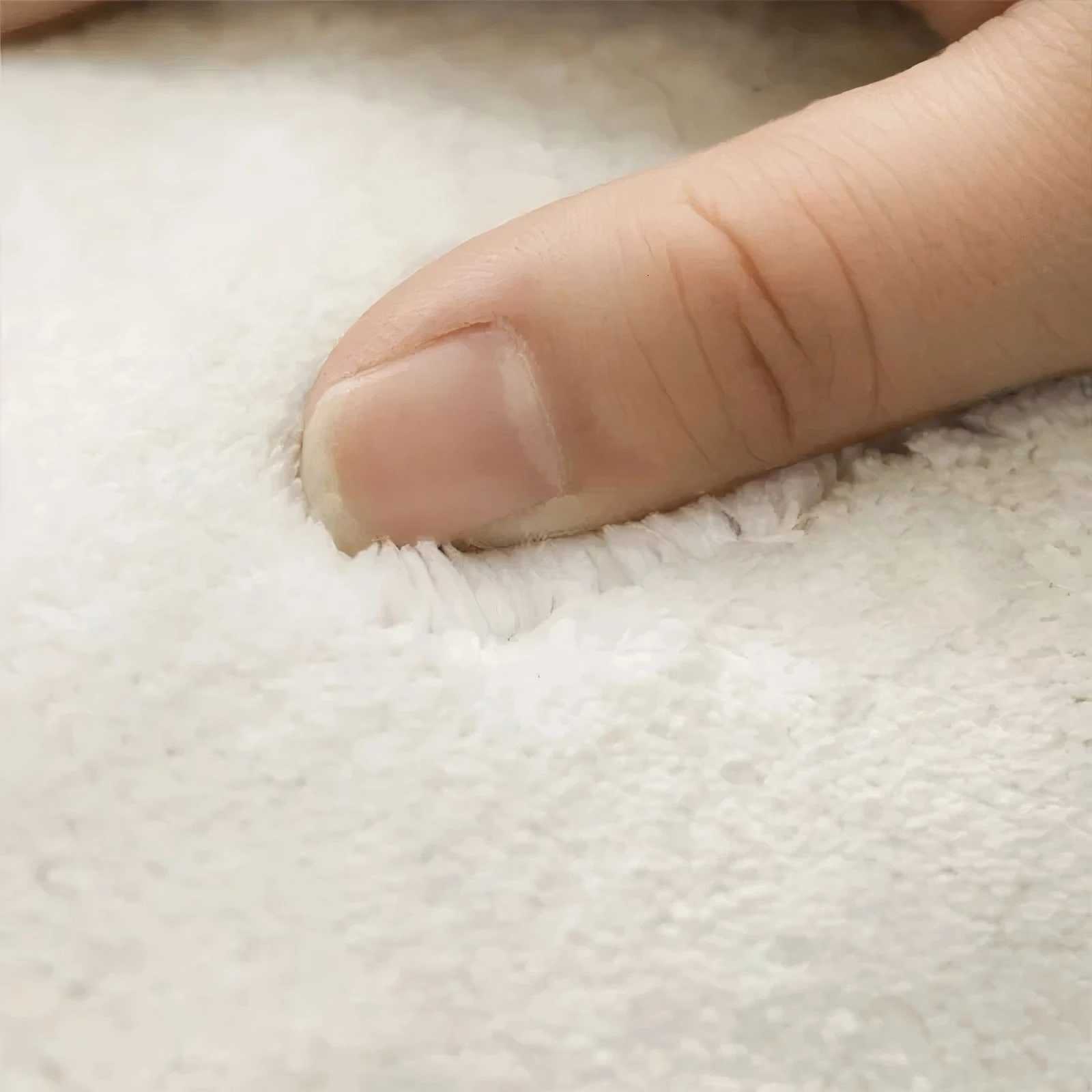 Vikama Faux Cashmere Cartoon Soft Floor Mat Suitable For Bedroom Bedside Mats Stairways Passageways And Balcony Alcoves H251205